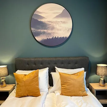 Apartment Studio Yellow Forest *